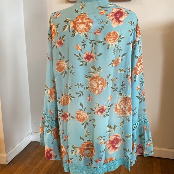 NEW XXXL floral kimono with long sleeve and lace trim - Picture 5 of 8